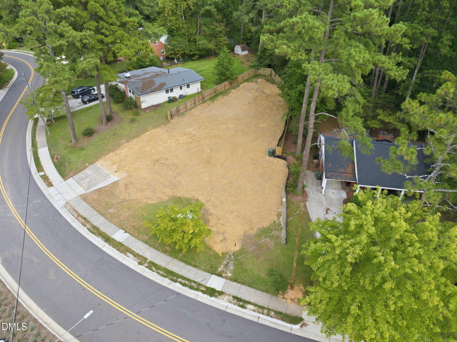 515 S Harrison Ave-20